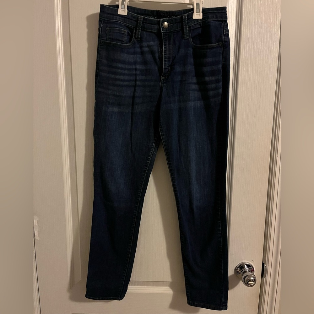 Dark Wash high-rise skinny jeans. Size 10/30R